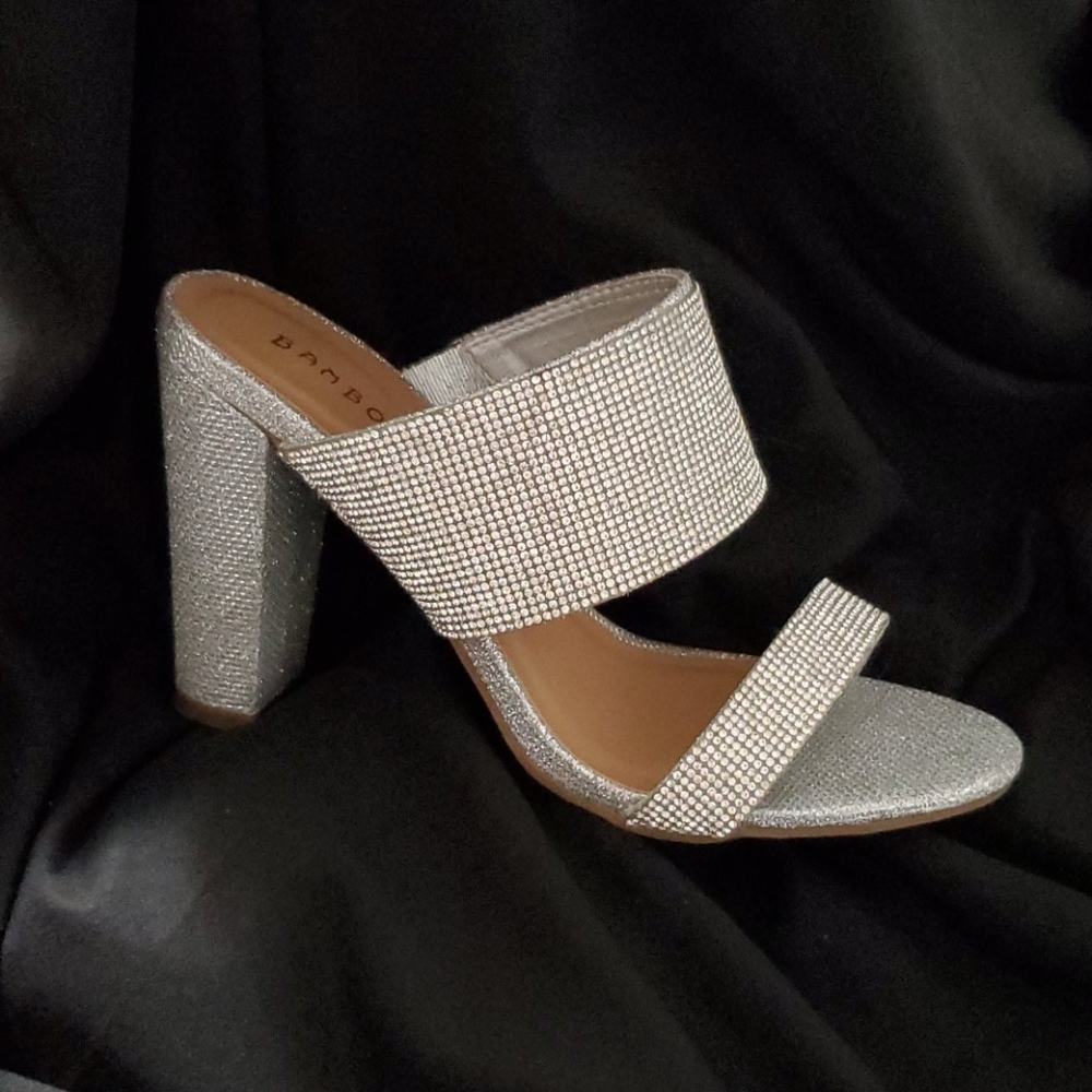 Dress sandals